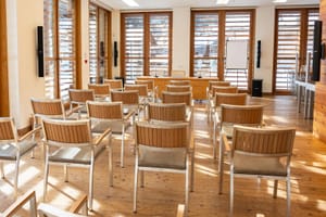 Mira Alagna Resort Sale Meeting Sala 01